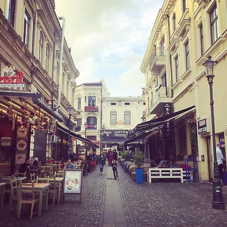 Bohemian Old Town Boutique Apartment Bukarest Eksteriør billede