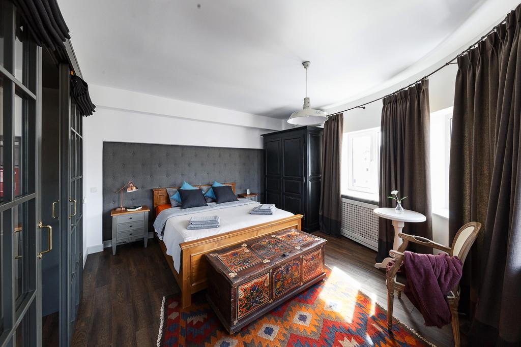 Bohemian Old Town Boutique Apartment Bukarest Eksteriør billede